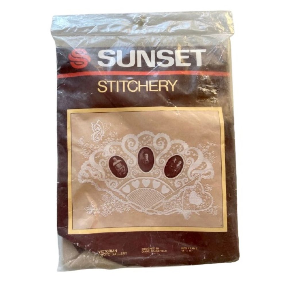Vintage 1983 Sunset Stitchery  Embroidery Kit